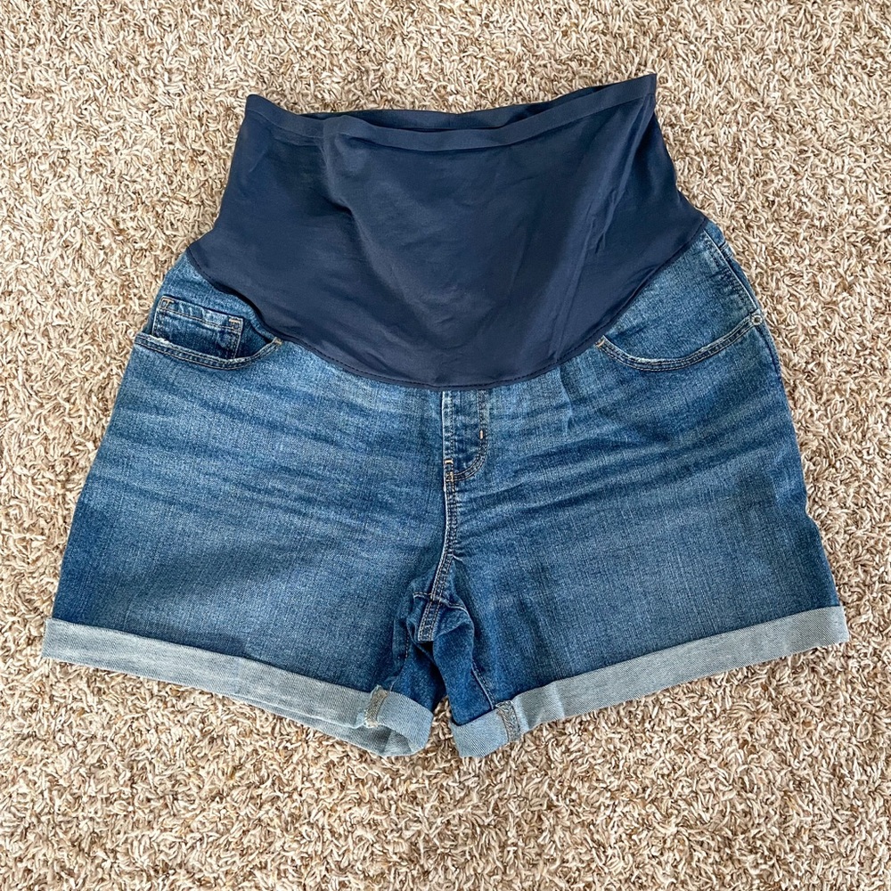Old Navy Maternity Shorts